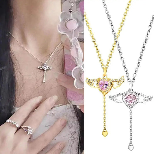 COLLAR CORAZON CON ALAS